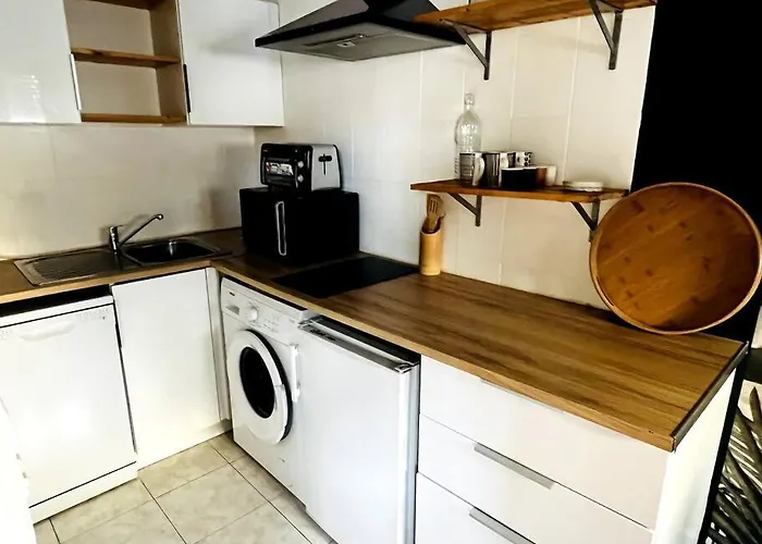 Cosy - Et Suquet Daire Cannes